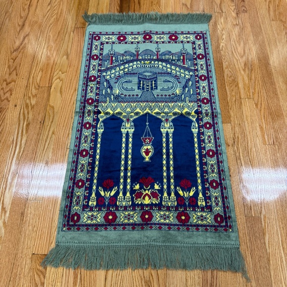 Vintage Saudi Arabian Blue and Green Prayer Rug with Fringe Edge - Picture 10 of 11